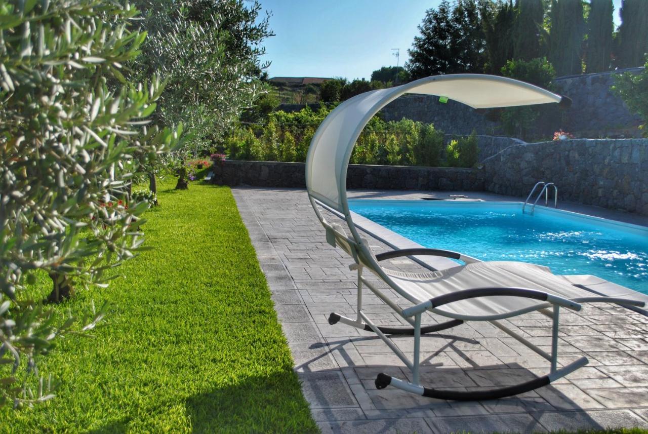 Villa Dedalisa By Holidayngo Acireale Extérieur photo