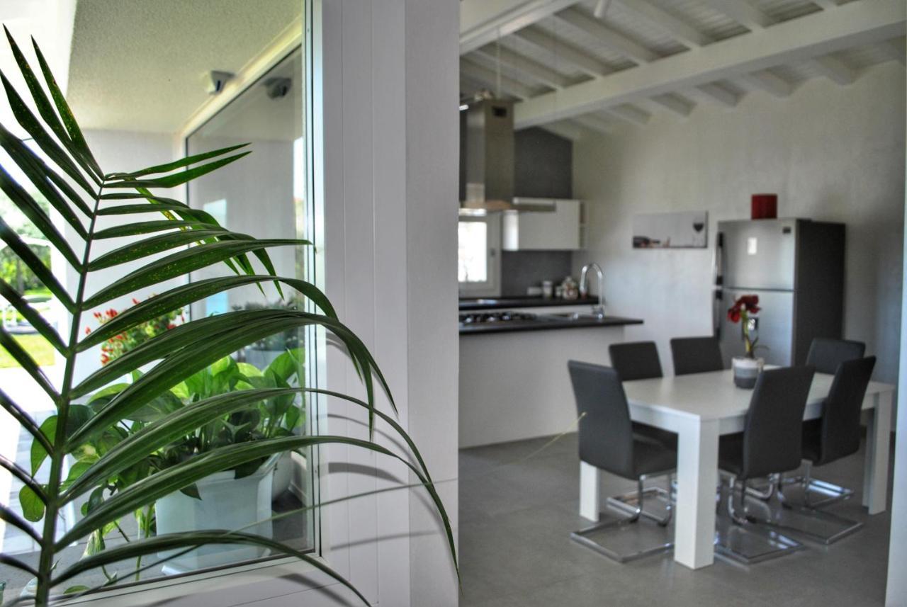Villa Dedalisa By Holidayngo Acireale Extérieur photo