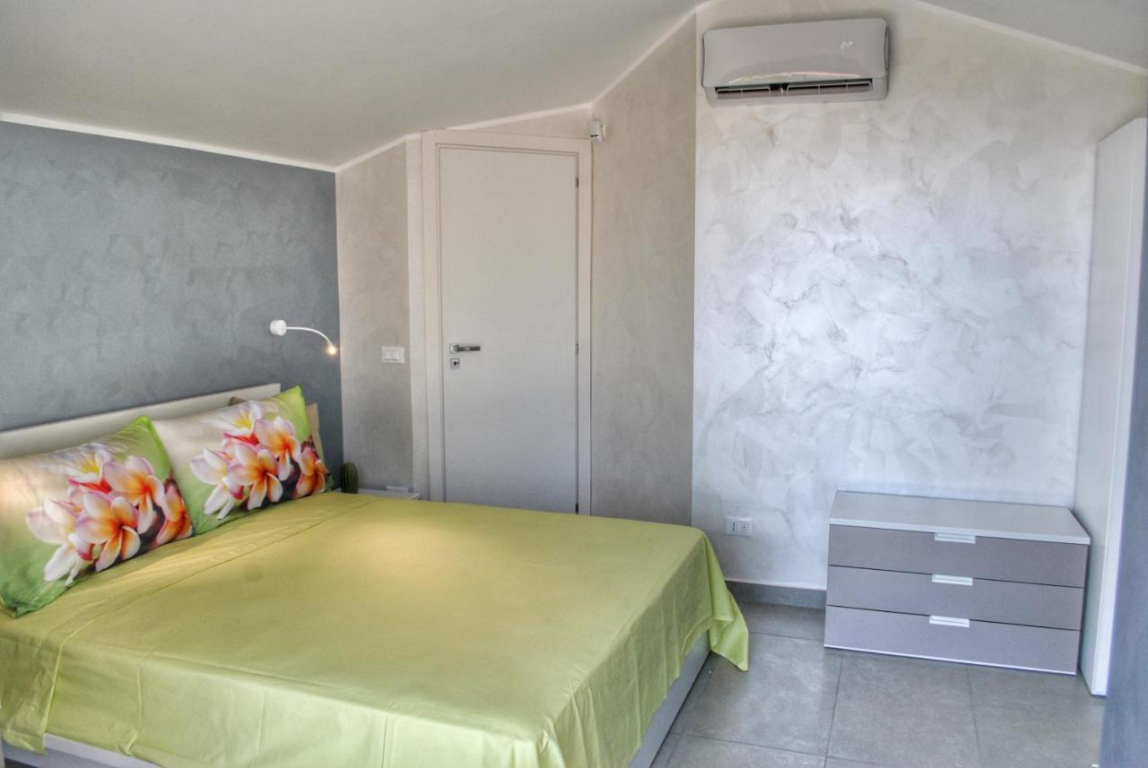 Villa Dedalisa By Holidayngo Acireale Extérieur photo