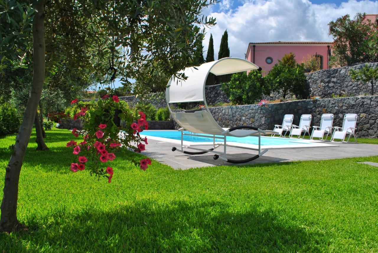 Villa Dedalisa By Holidayngo Acireale Extérieur photo