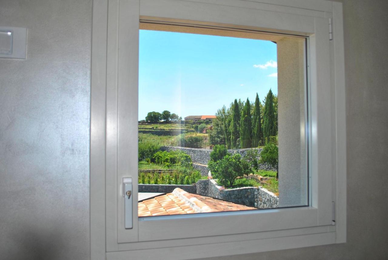 Villa Dedalisa By Holidayngo Acireale Extérieur photo