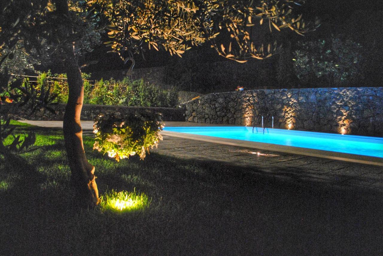 Villa Dedalisa By Holidayngo Acireale Extérieur photo