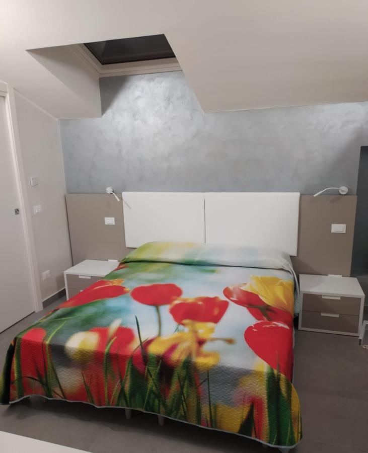 Villa Dedalisa By Holidayngo Acireale Extérieur photo