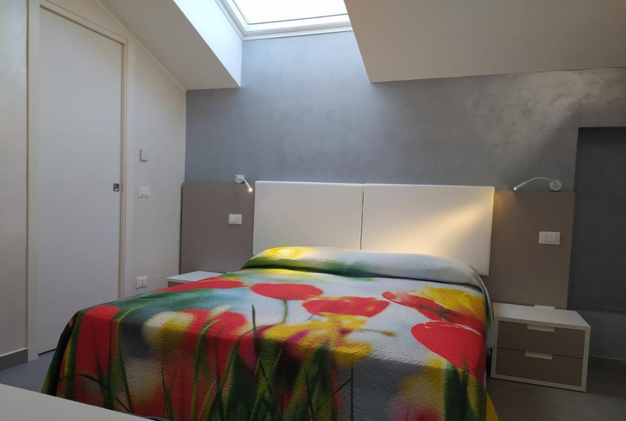 Villa Dedalisa By Holidayngo Acireale Extérieur photo